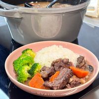 可能是肉排和文字的圖像