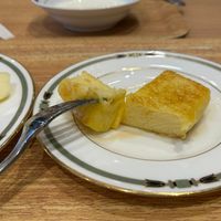 可能是甜點和蘋果的圖像