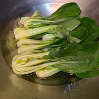 可能是綠葉甘藍的圖像