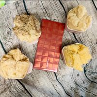 可能是舒芙蕾、脆皮奶酥蛋糕和戚風蛋糕的圖像