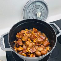 可能是焗豆和香菇的圖像