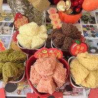 可能是戚風蛋糕和文字的圖像