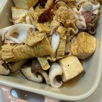 可能是燉小牛膝和豆腐的圖像