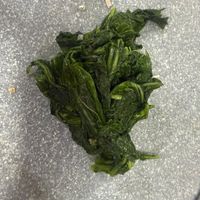 可能是綠葉甘藍和莙薘菜的圖像