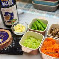 可能是豆腐、香菇和文字的圖像