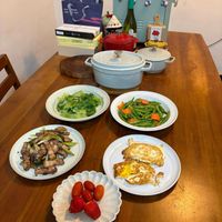 可能是香菇、歐姆蛋和文字的圖像