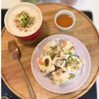 可能是麵、粥、豆腐、港式點心和壽司的圖像