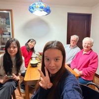 可能是一或多人的圖像