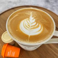 可能是咖啡杯和咖啡的圖像