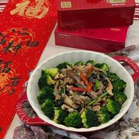可能是炒麵和文字的圖像