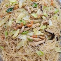 可能是炒麵和麵的圖像