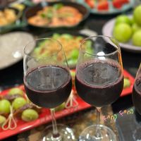 可能是飲料和文字的圖像
