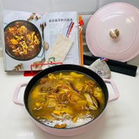 可能是豆腐、火鍋、拉麵和文字的圖像