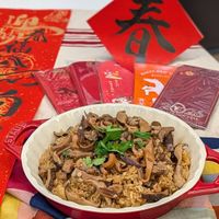 可能是‎炒飯、拉麵、麵、炒麵和‎顯示的文字是「 ‎Ie रन 恭 ትዮ J時 60 9T 20226 2026 はAYNEW ل EAR EAR Suess 1s qu‎ 」‎‎ 的圖像