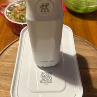 可能是泡茶器和文字的圖像