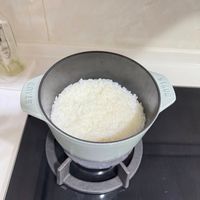 可能是北非小米飯和粥的圖像