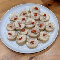 可能是豆腐和壽司的圖像
