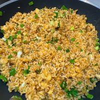 可能是炒飯、印度香料飯和北非小米飯的圖像