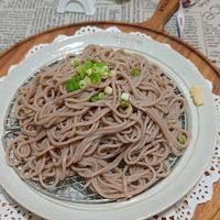 可能是義大利麵、拉麵和文字的圖像