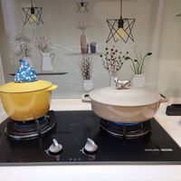 可能是泡茶器、抽油煙機和文字的圖像
