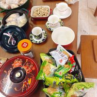 可能是港式點心、火鍋和文字的圖像