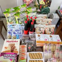 可能是麵包棒和文字的圖像