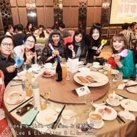 可能是一或多人、火鍋和文字的圖像
