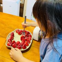 可能是草莓和文字的圖像