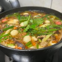 可能是拉麵、粥和火鍋的圖像