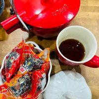 可能是泡茶器和茶的圖像