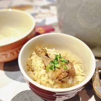 可能是粥、鯷魚和文字的圖像