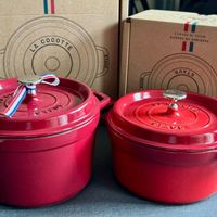 可能是顯示的文字是「 LA COCOTTE SAVEE 」的圖像