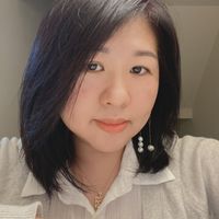 可能是一或多人和瀏海的圖像