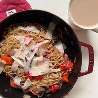可能是義大利麵和麵的圖像