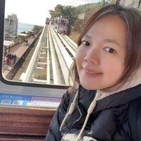 可能是纜車和火車的圖像