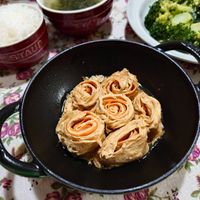 可能是義大利麵、豆腐和顯示的文字是「 Kp-- Ap+ 」的圖像