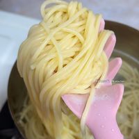 可能是拉麵、炒麵和義大利麵的圖像