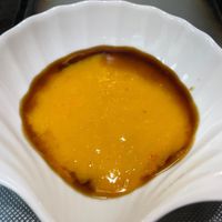 可能是甜點和蛋黃的圖像