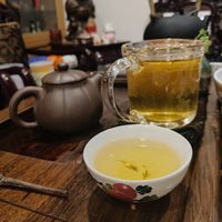 可能是泡茶器和飲料的圖像