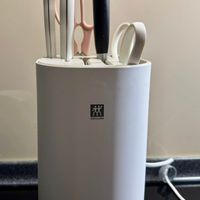 可能是熱水器的圖像