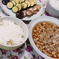 可能是豆腐、香菇和文字的圖像
