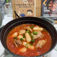 可能是豆腐、火鍋和文字的圖像