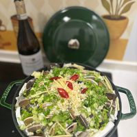 可能是麵、香菇、義大利麵和西班牙大鍋飯的圖像
