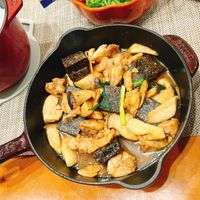 可能是火鍋、豆腐和文字的圖像