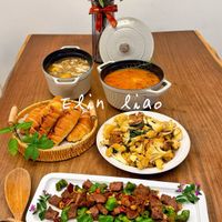 可能是豆腐和印度香料飯的圖像