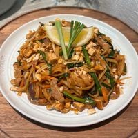 可能是豆腐、炒麵和麵的圖像