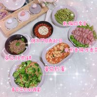 可能是火鍋、豆腐和文字的圖像