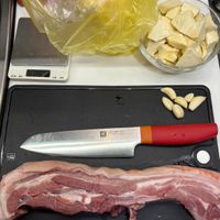 可能是刀和食物的圖像
