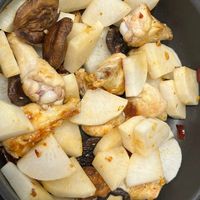 可能是香菇和豆腐的圖像