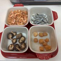 可能是鯷魚的圖像